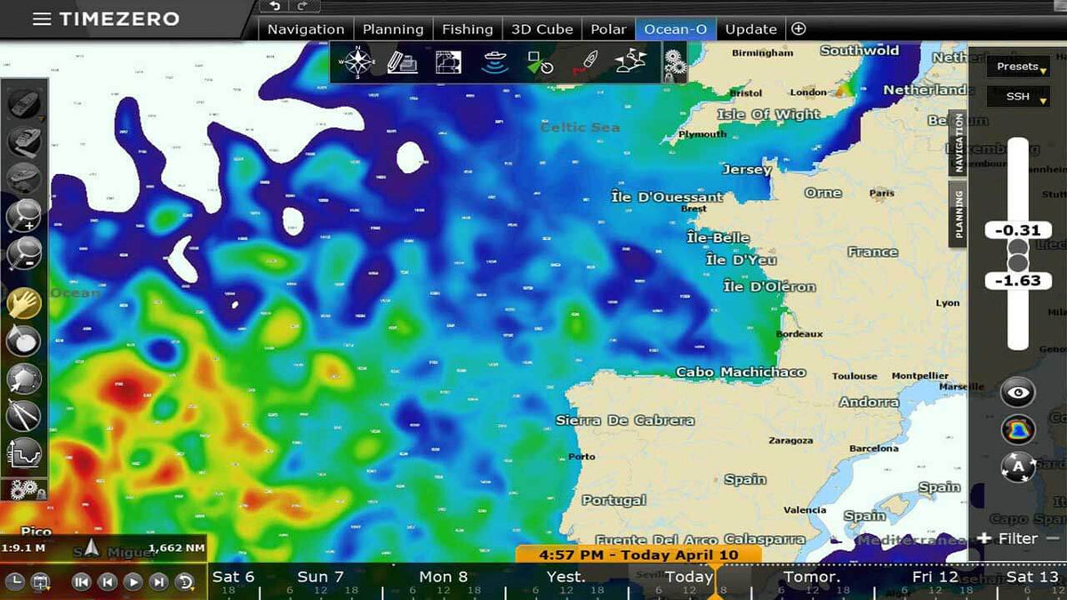 TZ Professional Ocean-O workspace showing high-resolution altimetry (sea surface height)